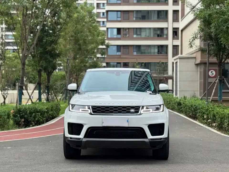 Land Rover Sport
