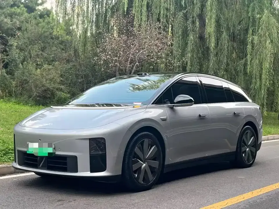 Li Li i6