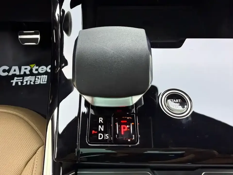 Land Rover Sport