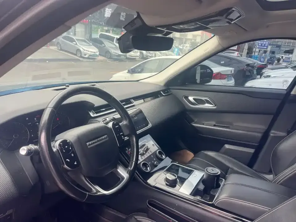 Land Rover Velar