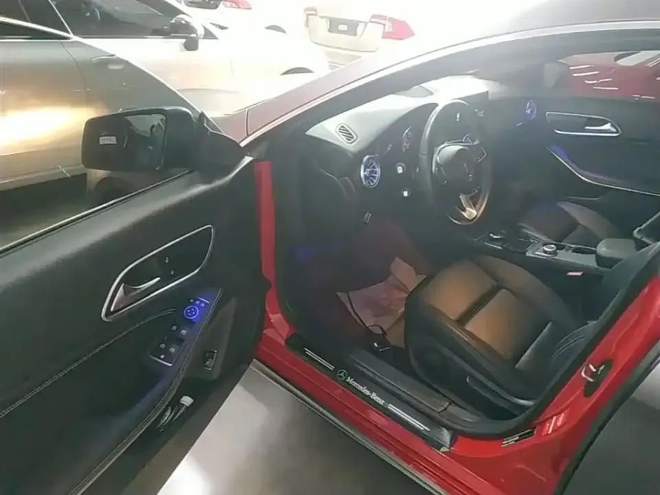 Mercedes-Benz CLA (Import)