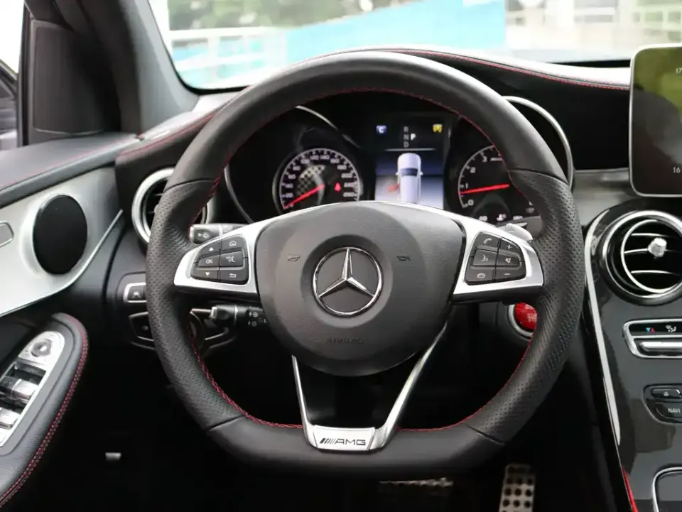 Mercedes-Benz GLC AMG