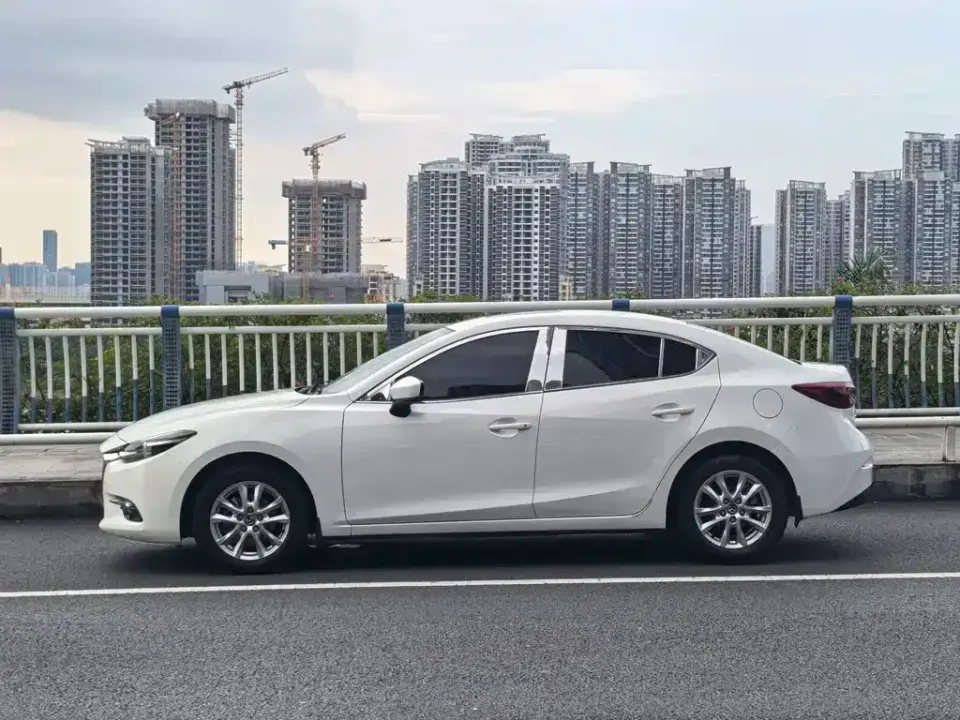Mazda 3 Axela