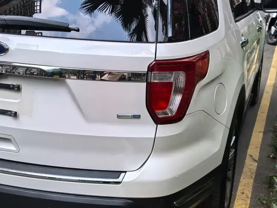 Ford Explorer (Import)