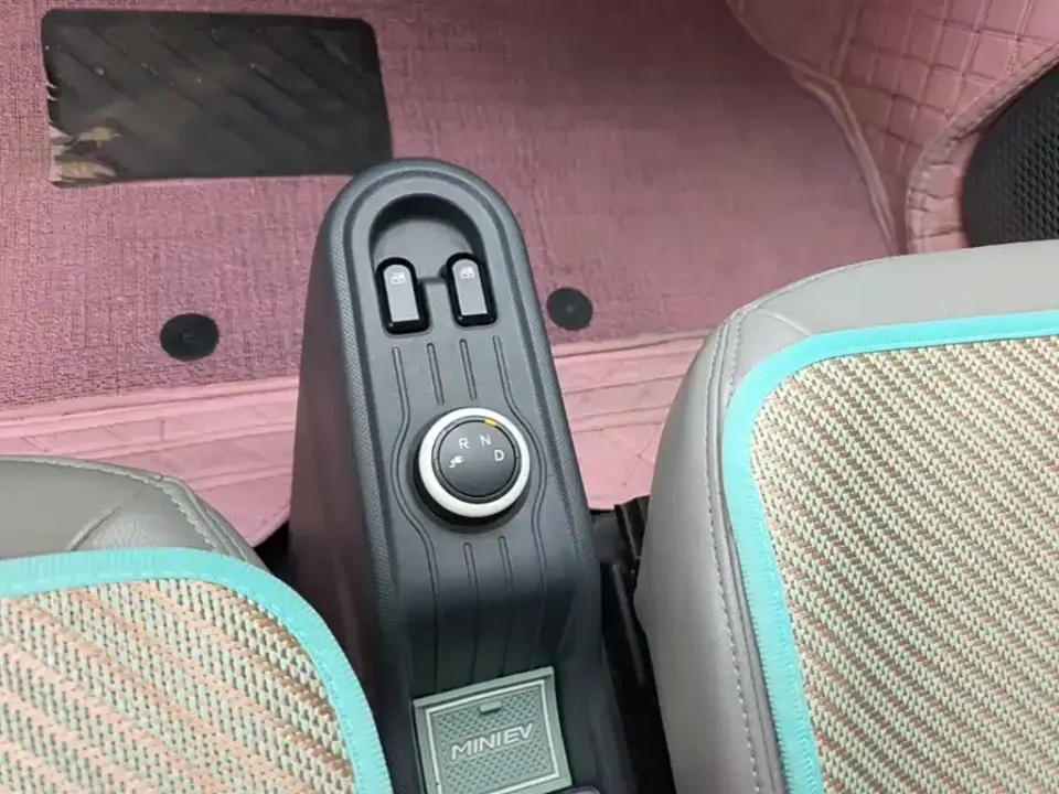 Wuling MINIEV