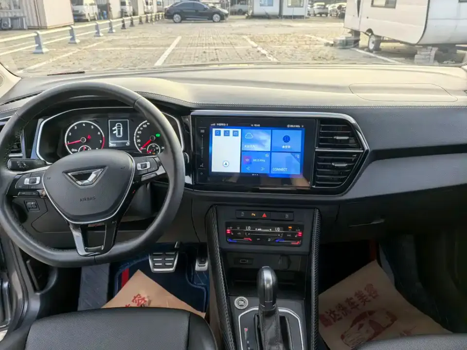 Jetta VS7