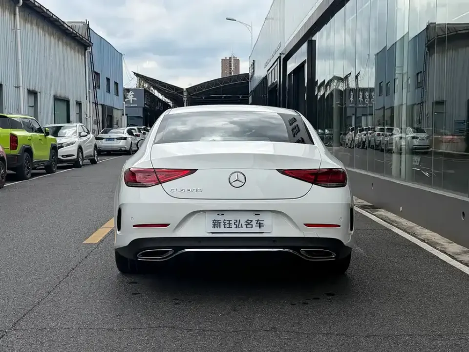 Mercedes-Benz CLS