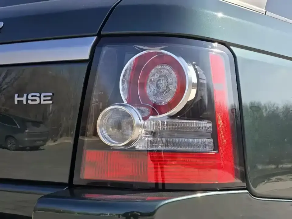 Land Rover Sport