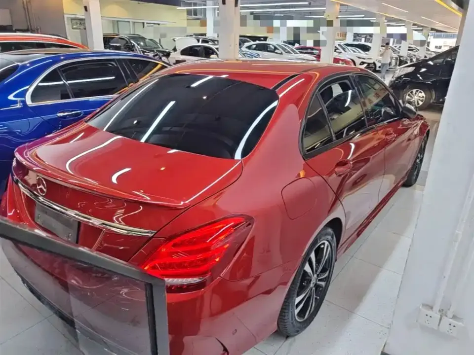 Mercedes-Benz C-Class