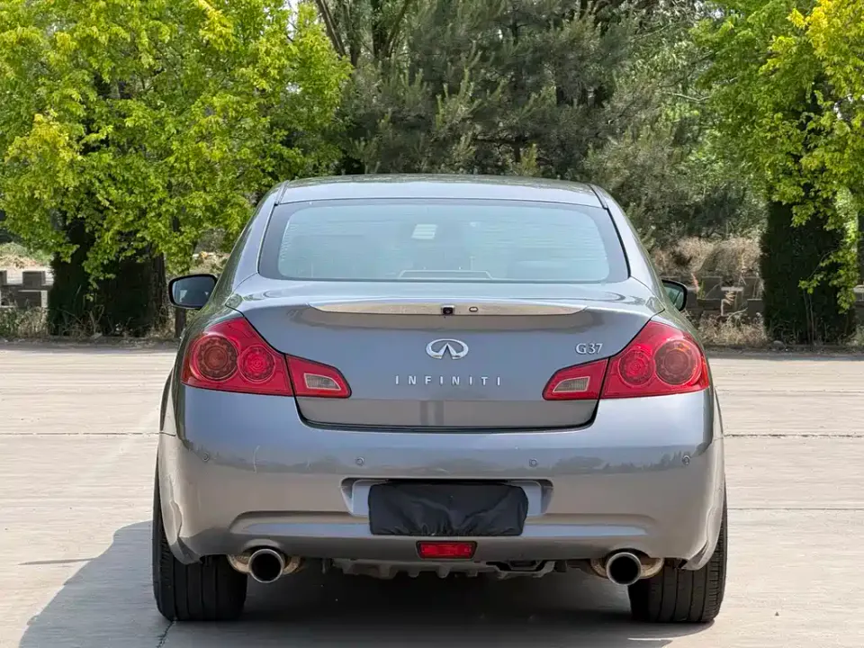 Infiniti G