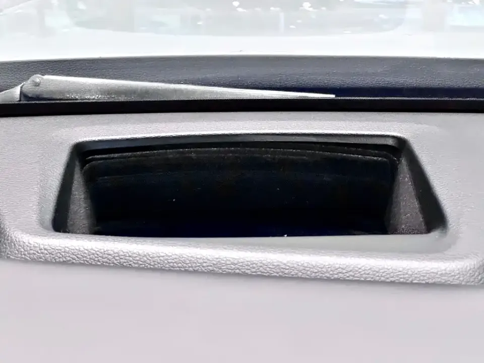 Nio EC6