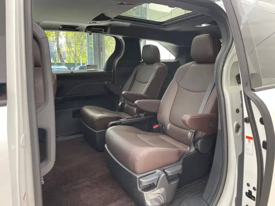 Toyota Granvia