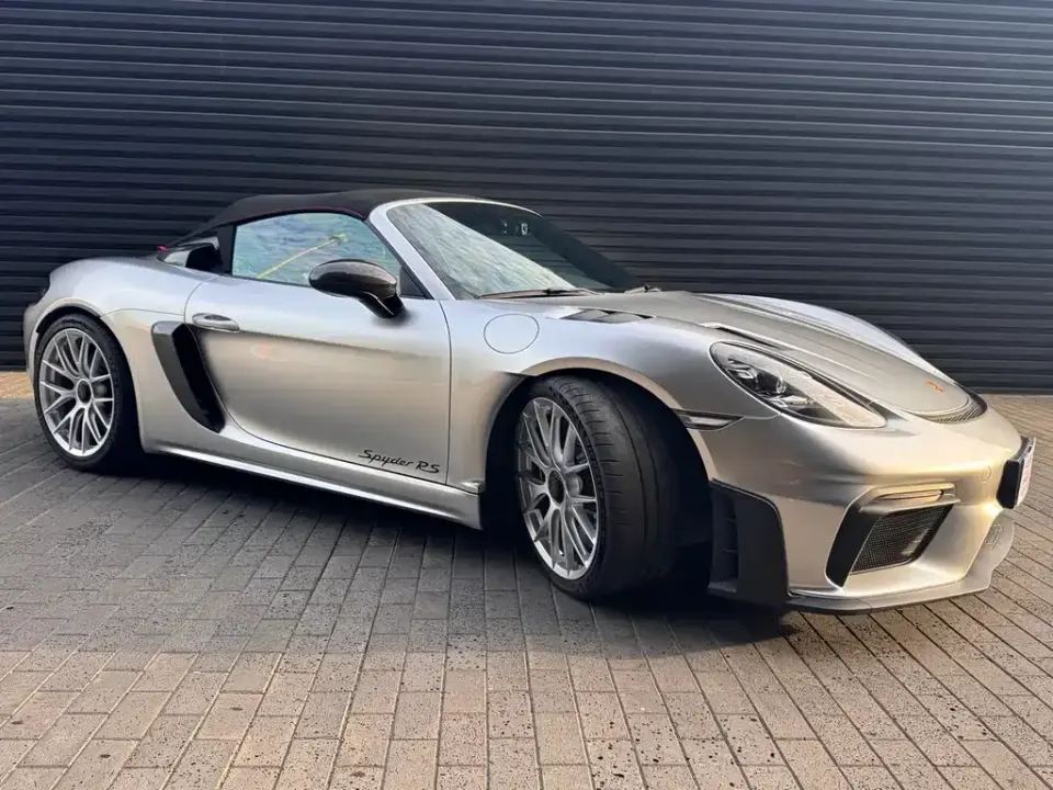 Porsche 718