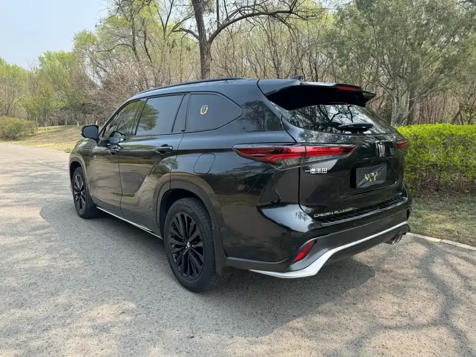 Toyota Crown Kluger