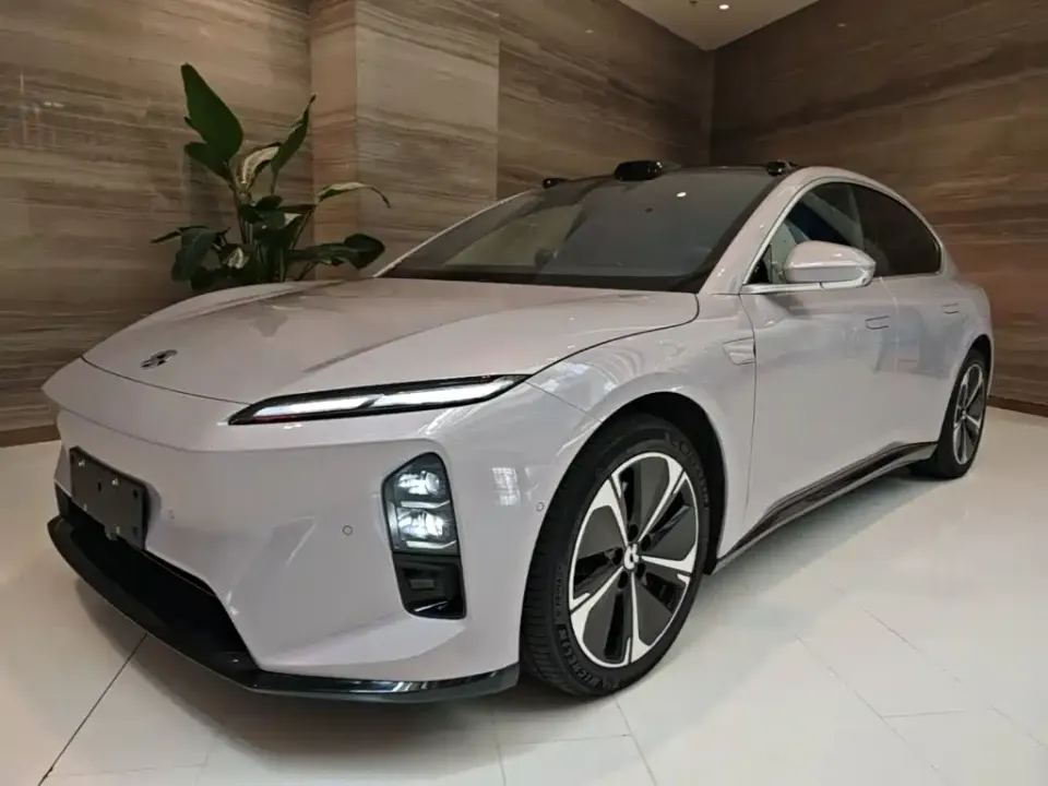 Nio ET5