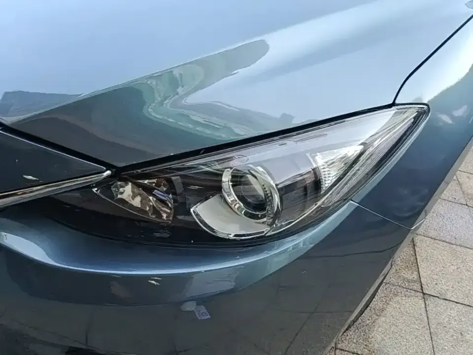 Mazda 3 Axela
