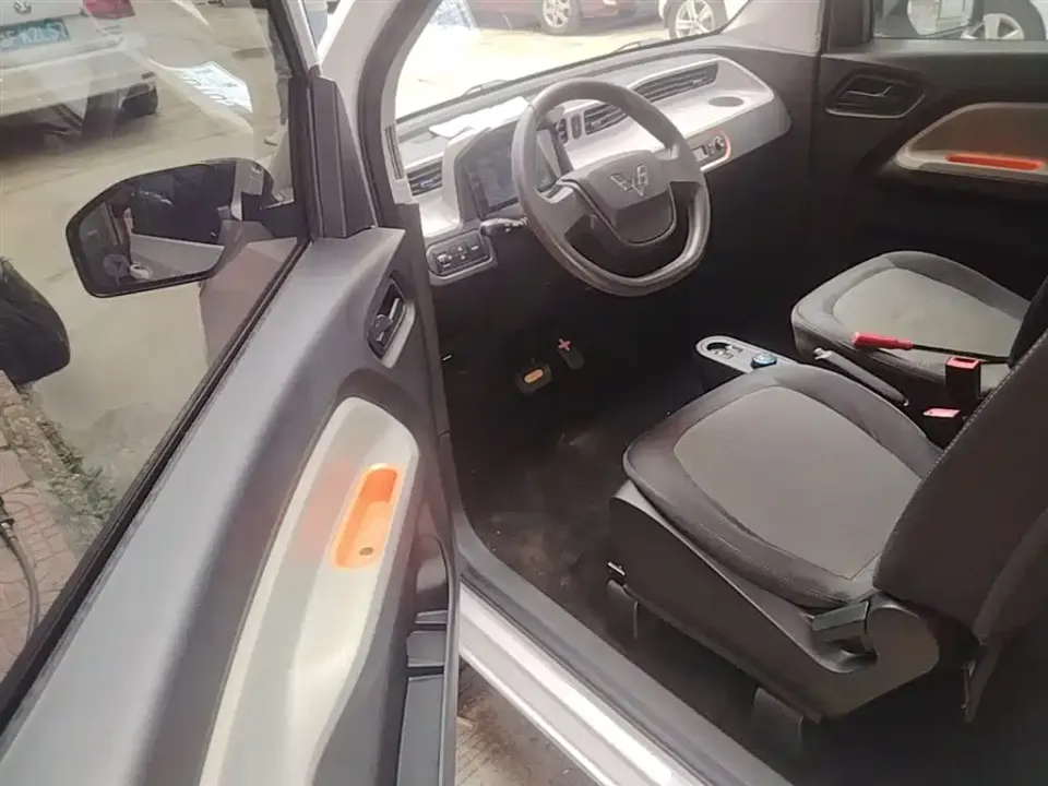 Wuling MINIEV