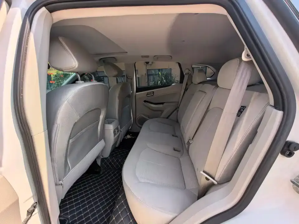 Venucia T70