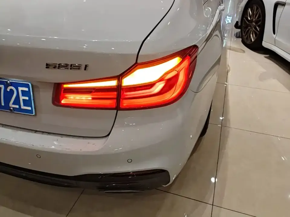 BMW 5 Series (Import)