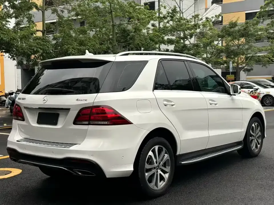 Mercedes-Benz GLE (Import)