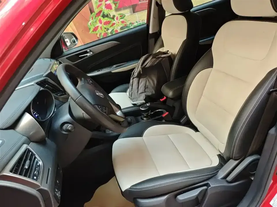 Changan CS35
