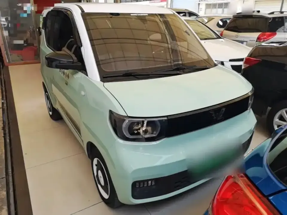 Wuling MINIEV
