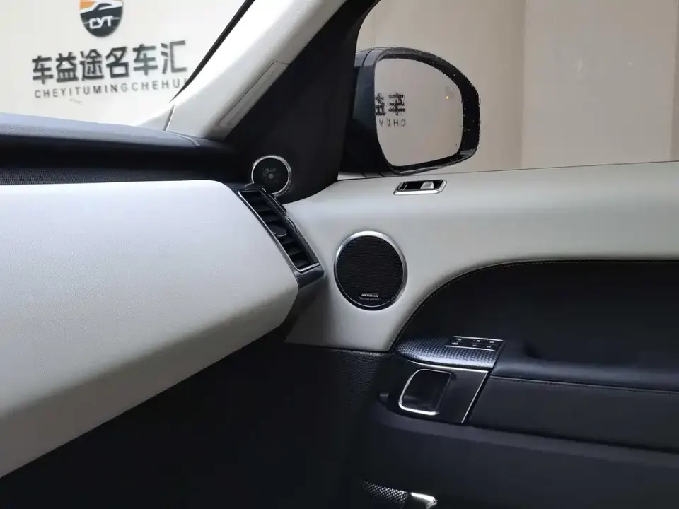 Land Rover Sport
