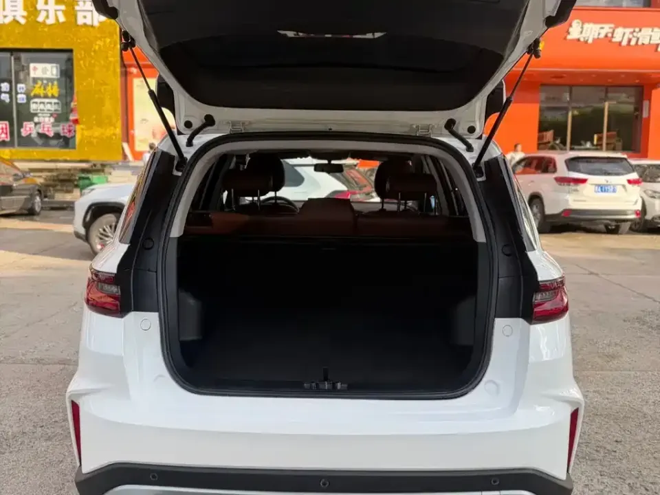 Geely Vision X6