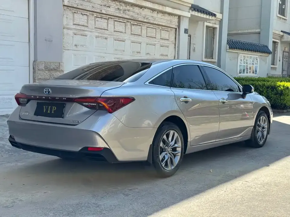 Toyota Avalon