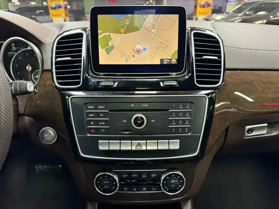 Mercedes-Benz GLS