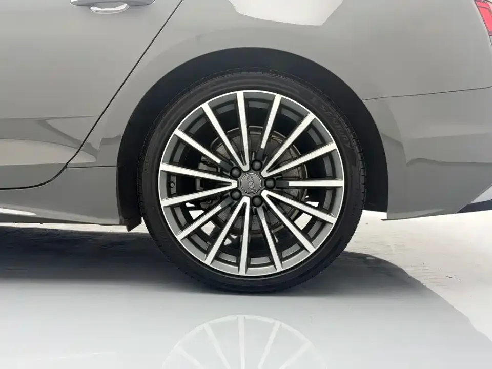 Audi A5 (Import)