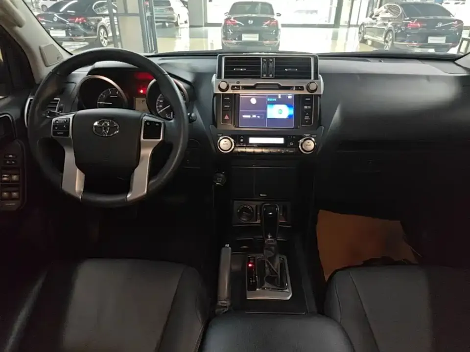 Toyota Prado