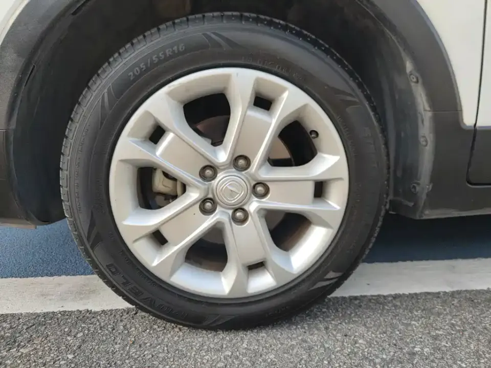 Changan CS15
