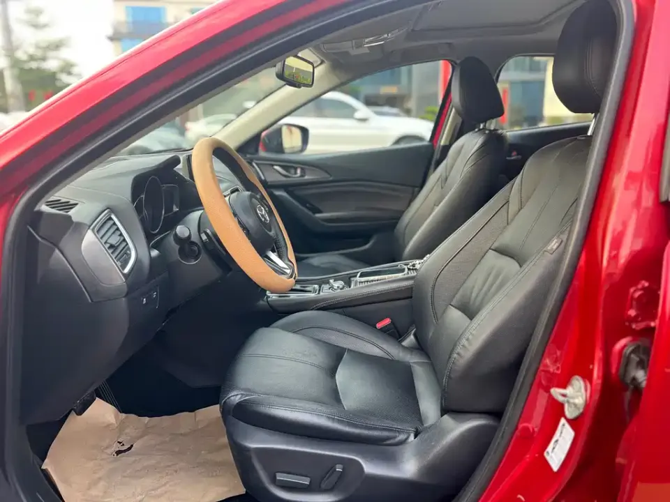 Mazda 3 Axela