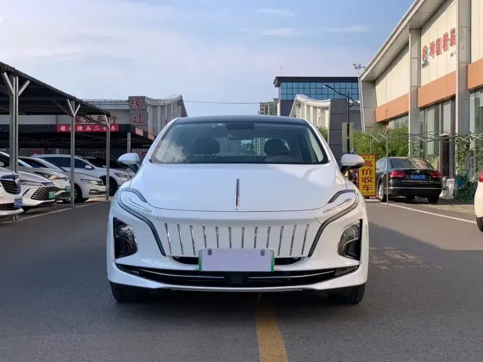 Hongqi Hongqi E-QM5