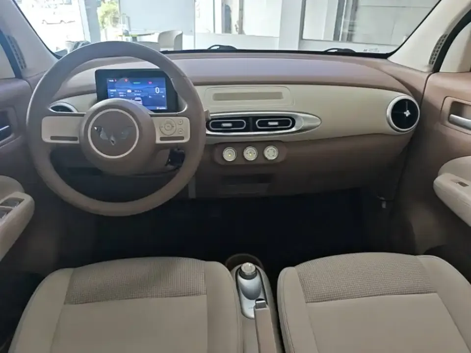 Wuling MINIEV
