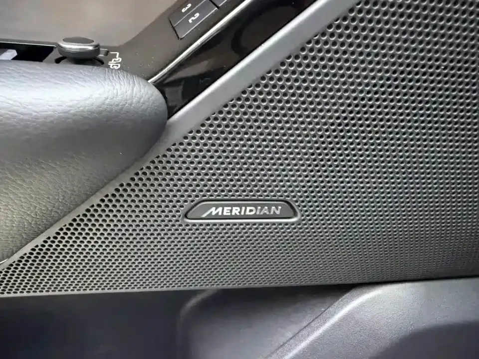 Land Rover Velar