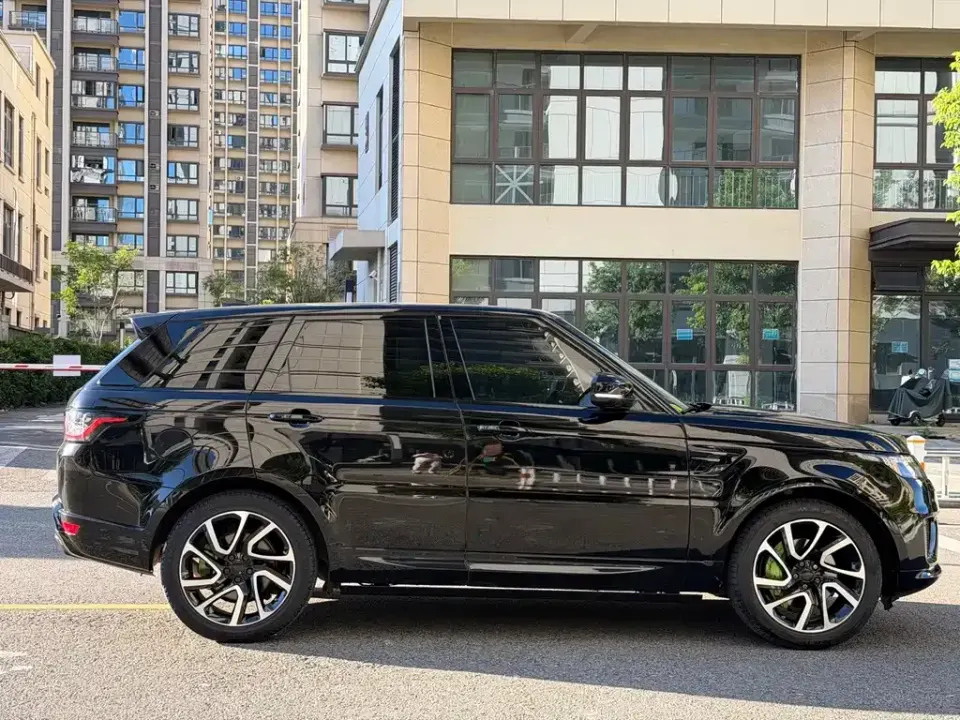 Land Rover Sport