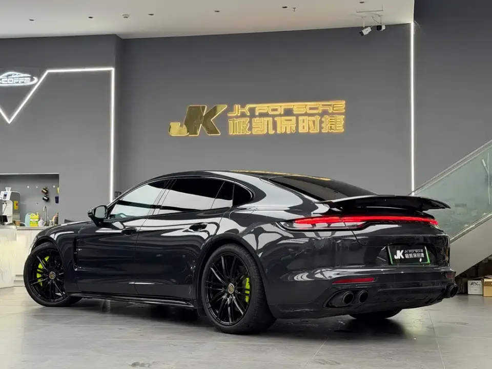 Porsche Panamera Hybrid