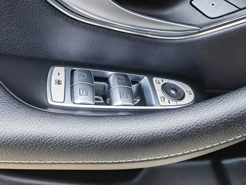 Mercedes-Benz E-Class New Energy
