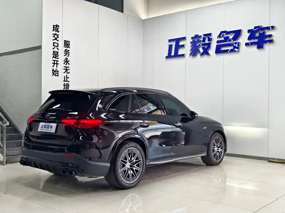 Mercedes-Benz GLC AMG