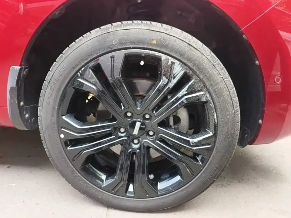 WEY Wey VV5