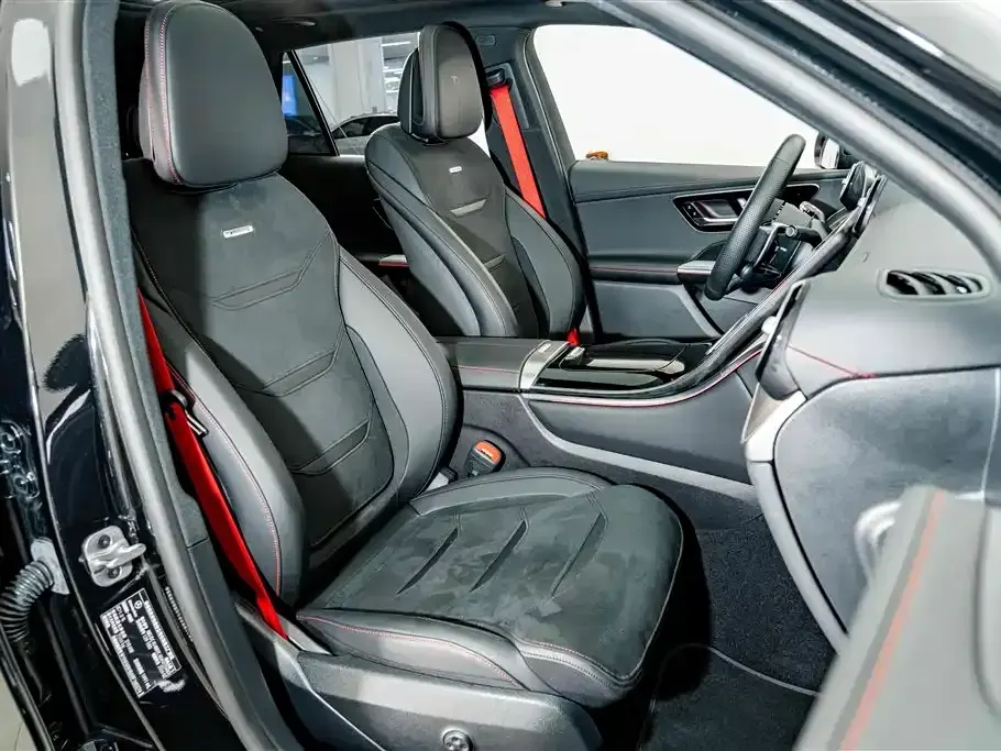 Mercedes-Benz GLC AMG