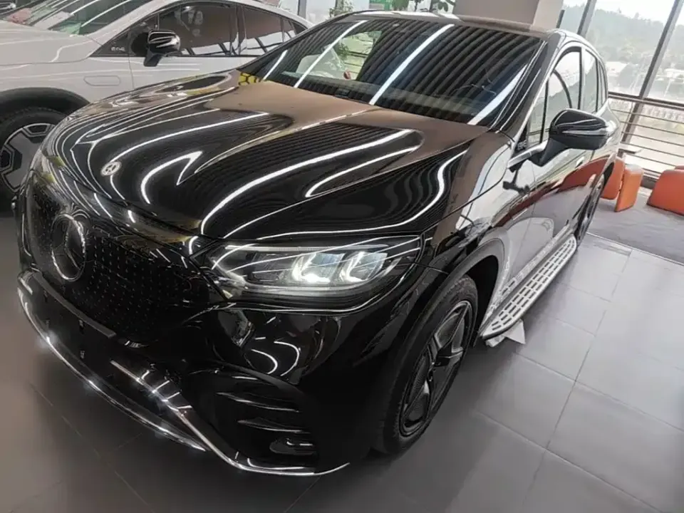 Mercedes-Benz EQE SUV