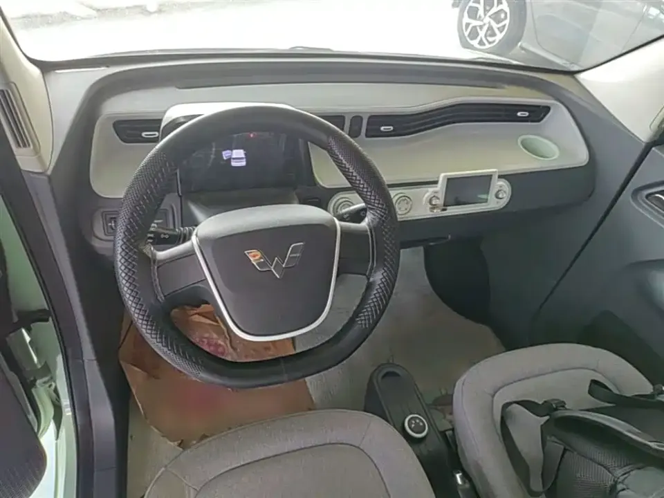 Wuling MINIEV