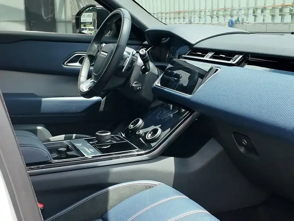 Land Rover Velar
