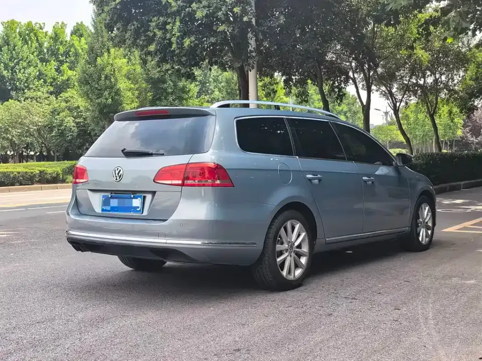 Volkswagen Magotan (Import)