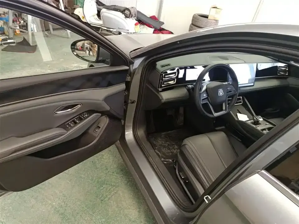 BYD Qin L