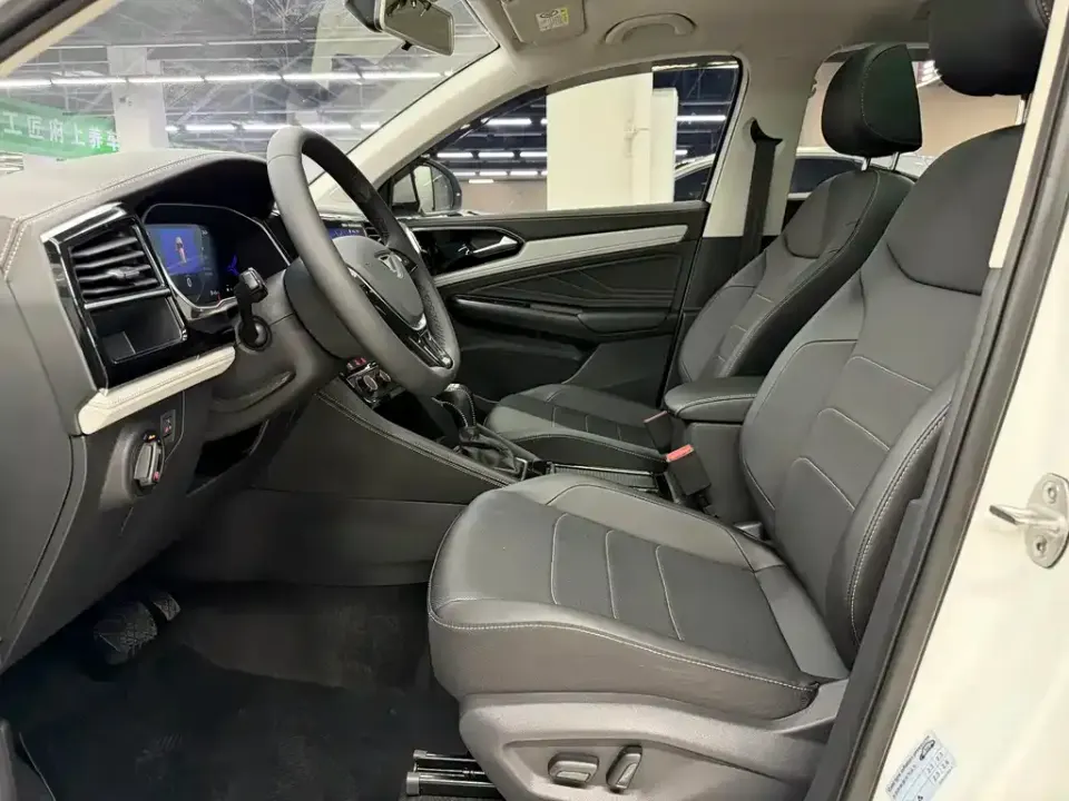 Jetta VS7