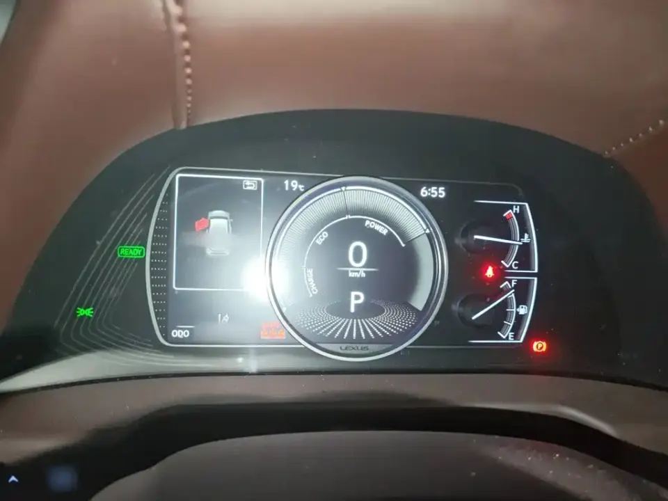Lexus ES